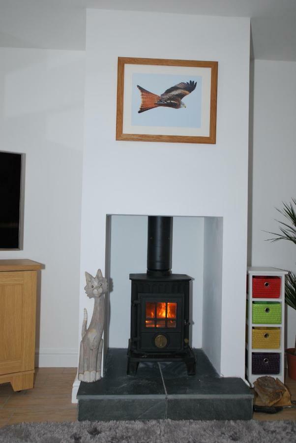 The Coach House Annexe Apartment Llangollen Bagian luar foto